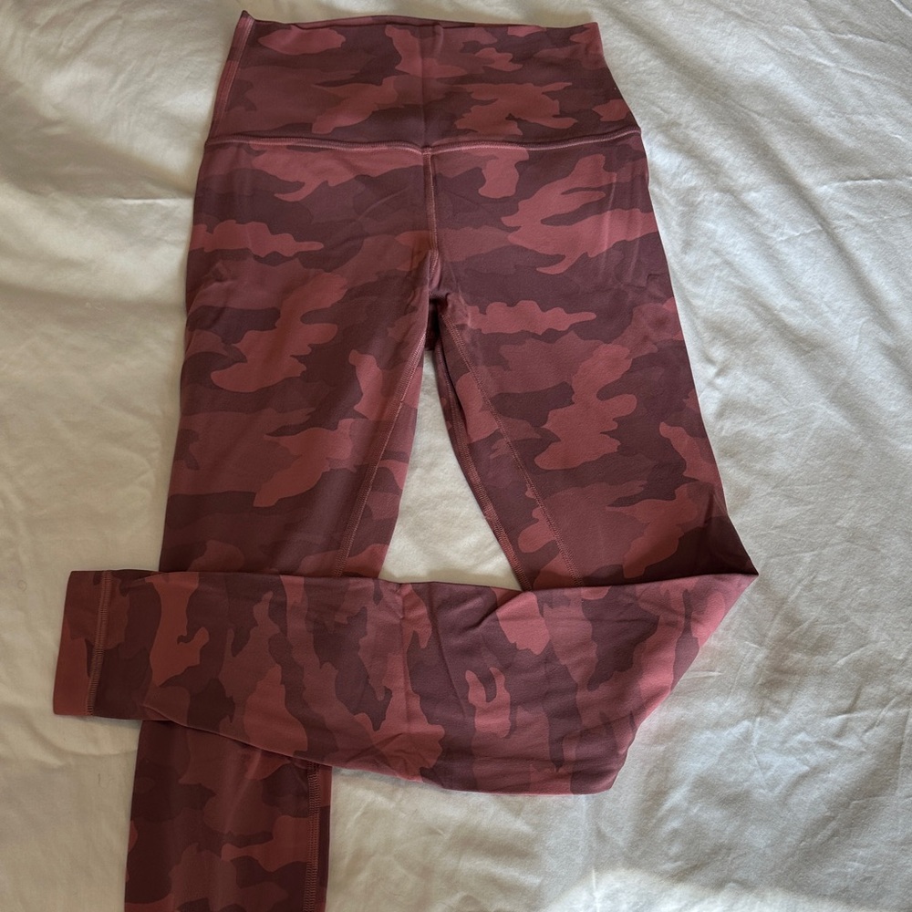 lululemon athletica Leggings in pink Camo
